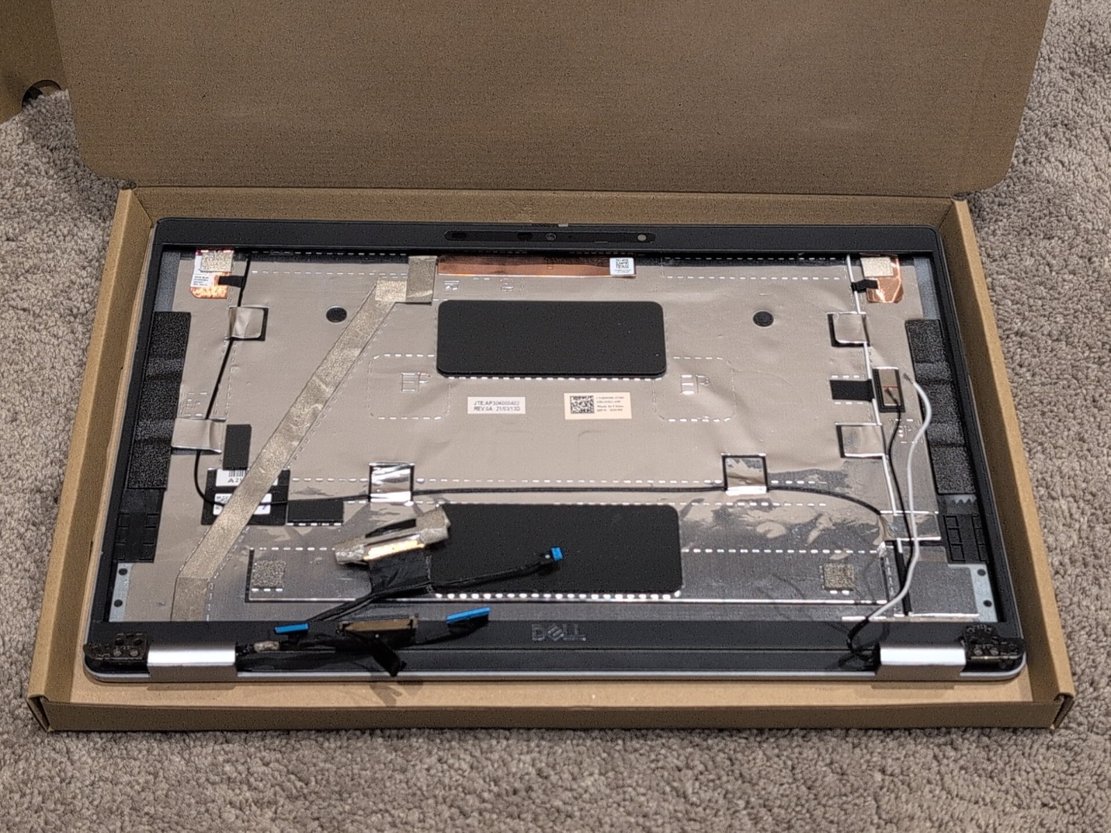Dell Latitude 5420 USED Top Lid Cover-with Cam &wi Fi Cable&hinges,Chipped Bezel