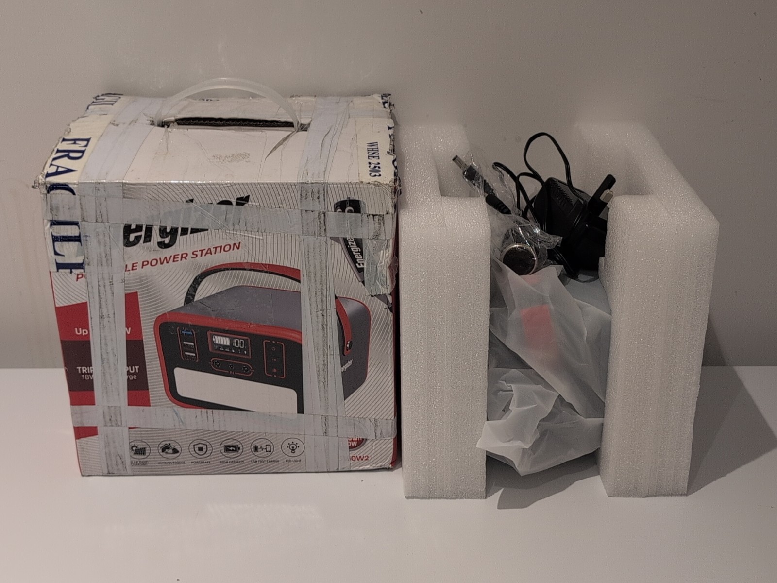 Energizer Portable Power Station PPS160W2 Camping Generator Battery 12V Outputs