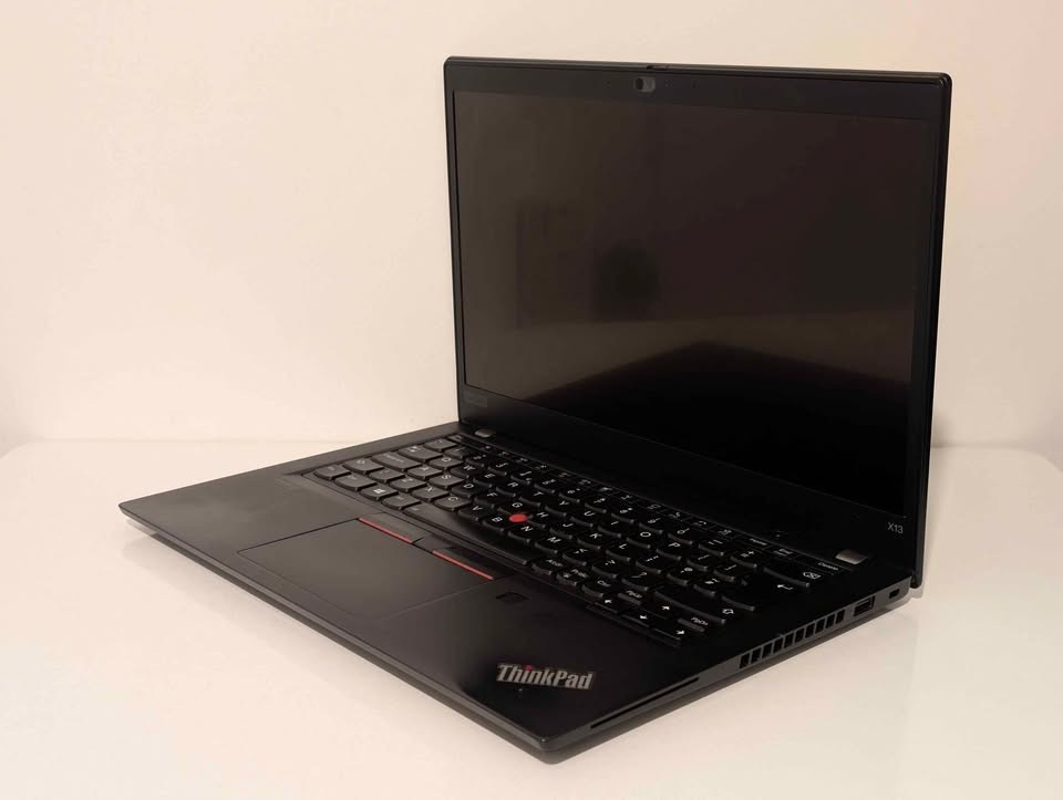 Lenovo ThinkPad x13 touchscreen Gen 1 core i5 10th gen 16gb ram 512gb ssd Micros