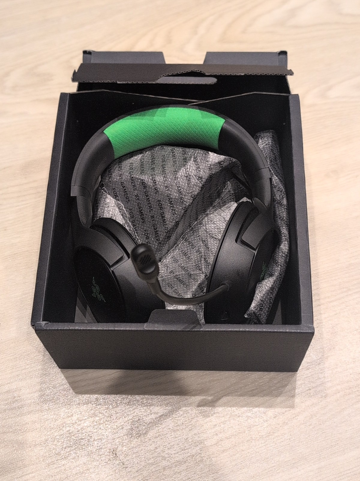 Razer Kaira Pro Wireless Gaming Headset Xbox X S On Ear Headphones No Dongle
