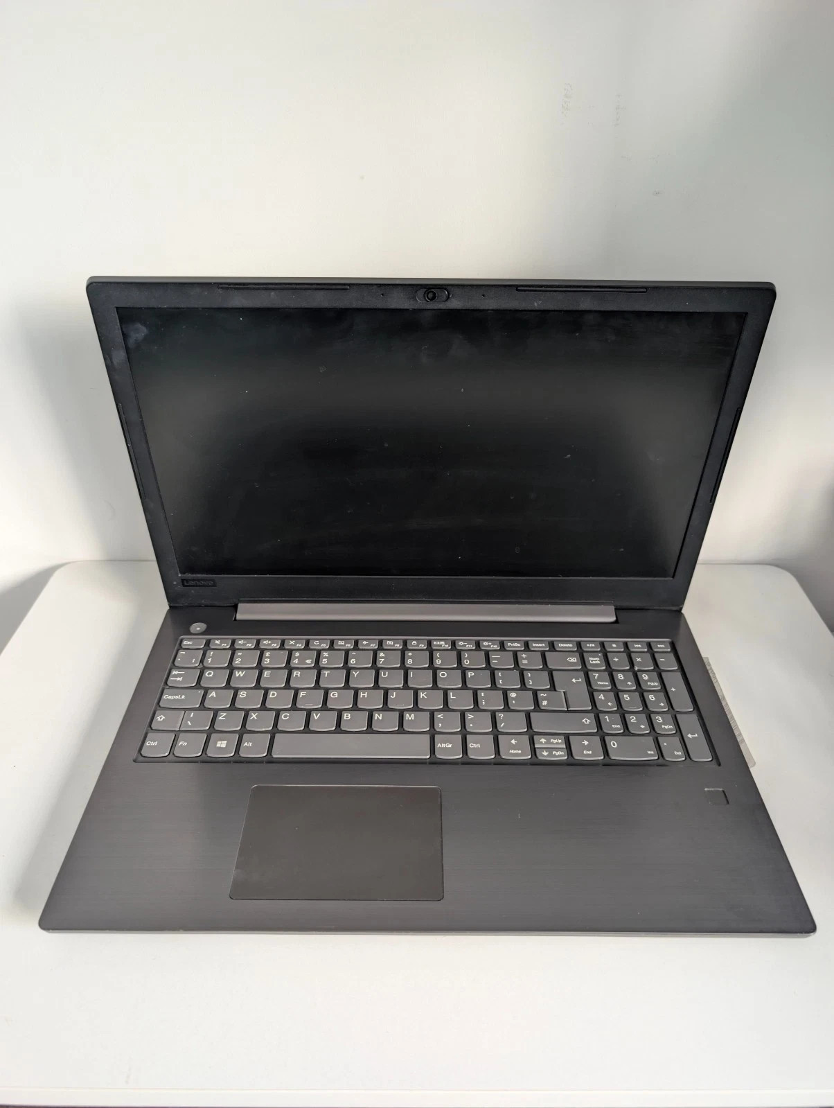 Lenovo V330 15.3" Laptop Intel Core i5-8250U 8GB RAM 256GB SSD DVD Business