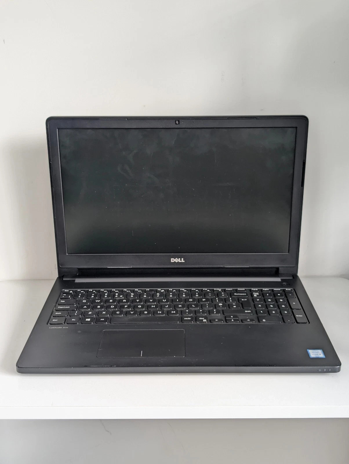 Dell Latitude 3570 15.6" Laptop Intel i5 6th Gen 8GB RAM 128GB SSD HD 520
