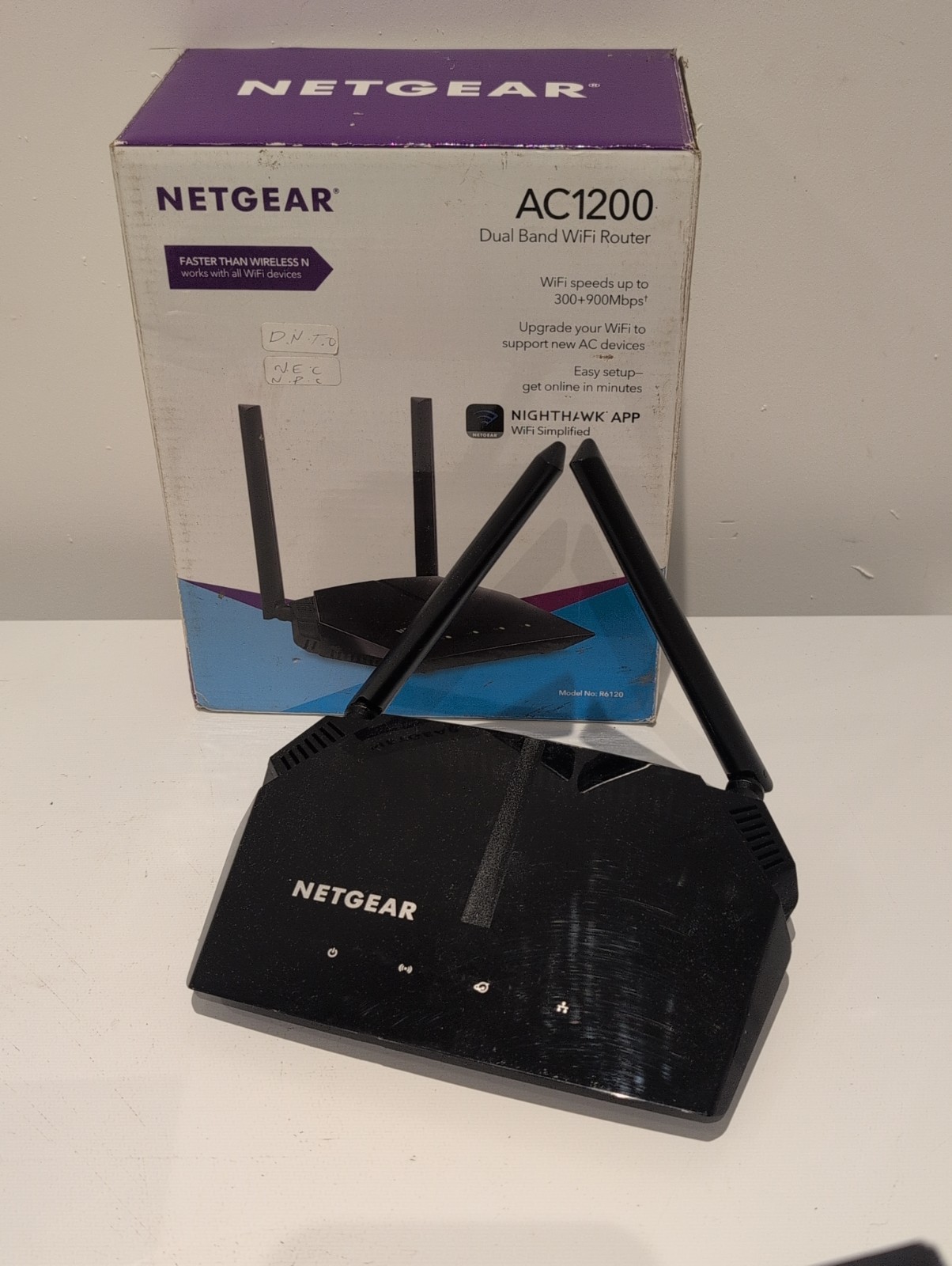 Netgear R6120 AC1200 Dual-Band Wi-Fi Router No Power Cable